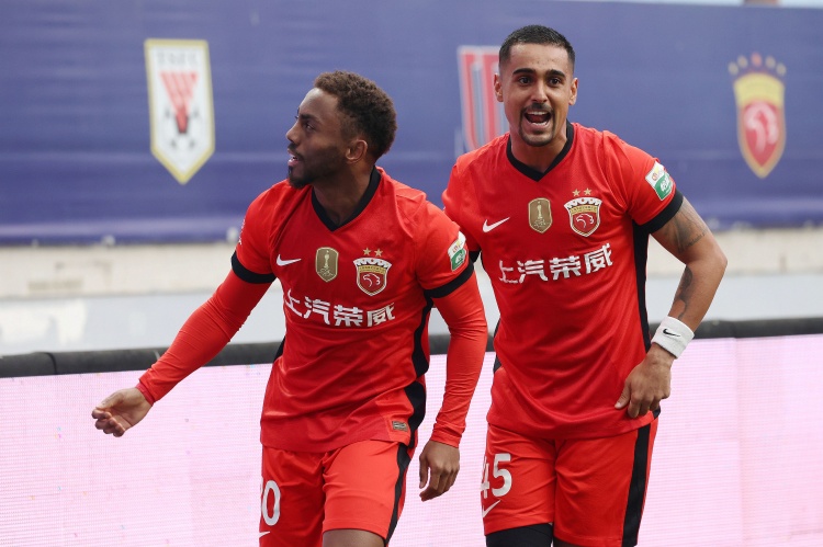 葡媒：加布里埃尔留海港几率很小，海港尝试降价但遭到拒绝